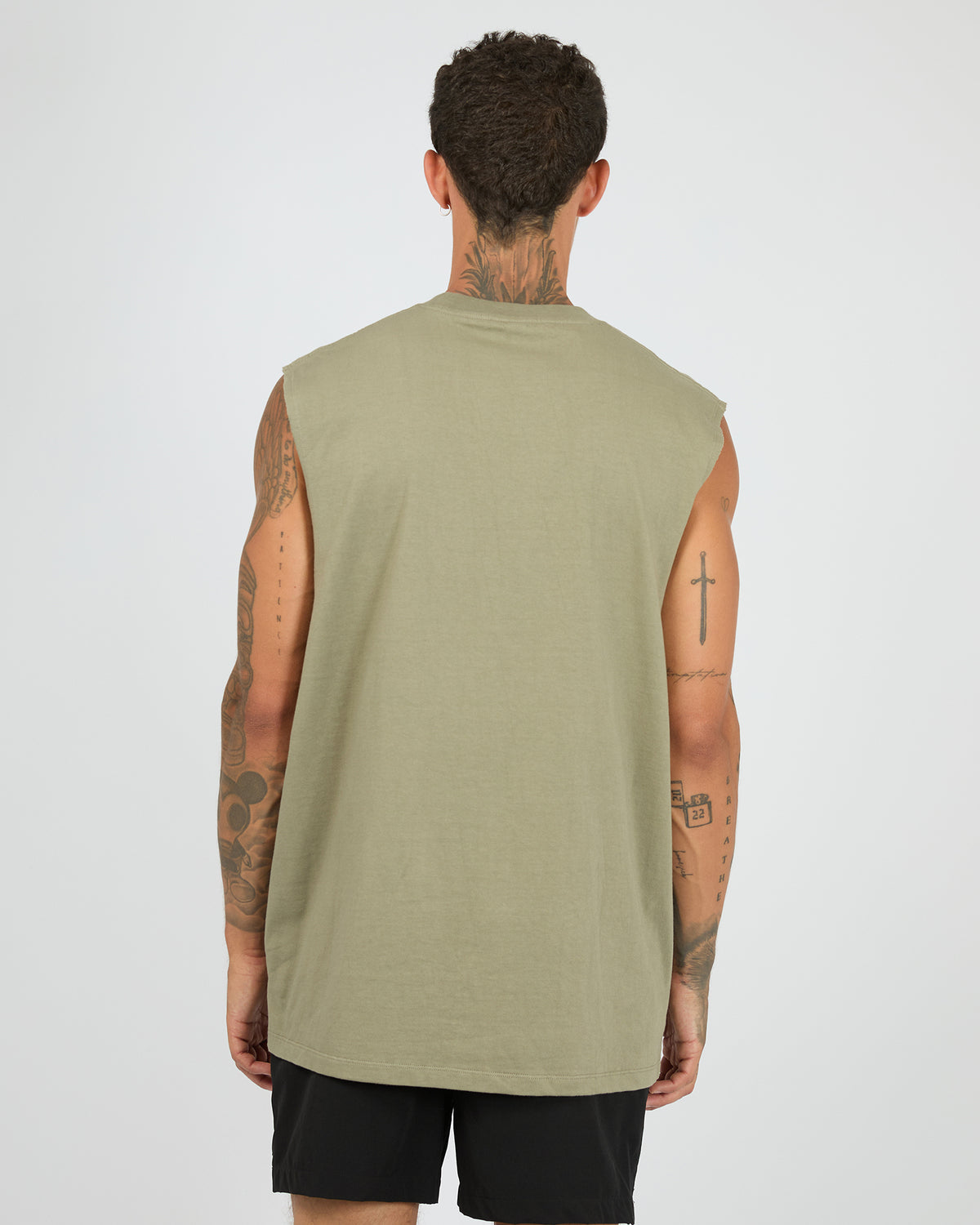 4385023.KHAK_3_1784701259000