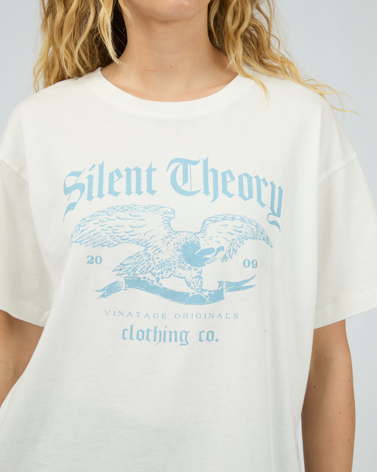 American Muse Tee Vintage White