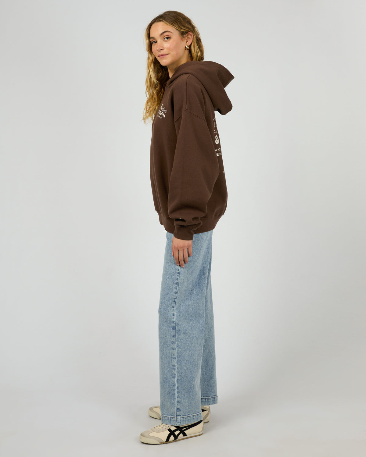 Perspective Hoodie Chocolate