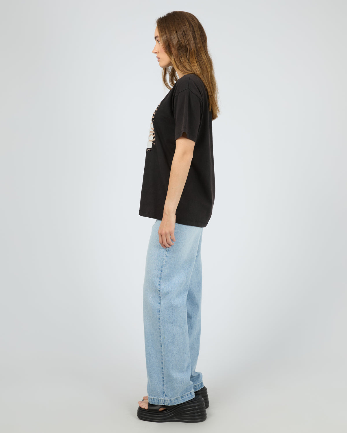 Quaint Tee Washed Black