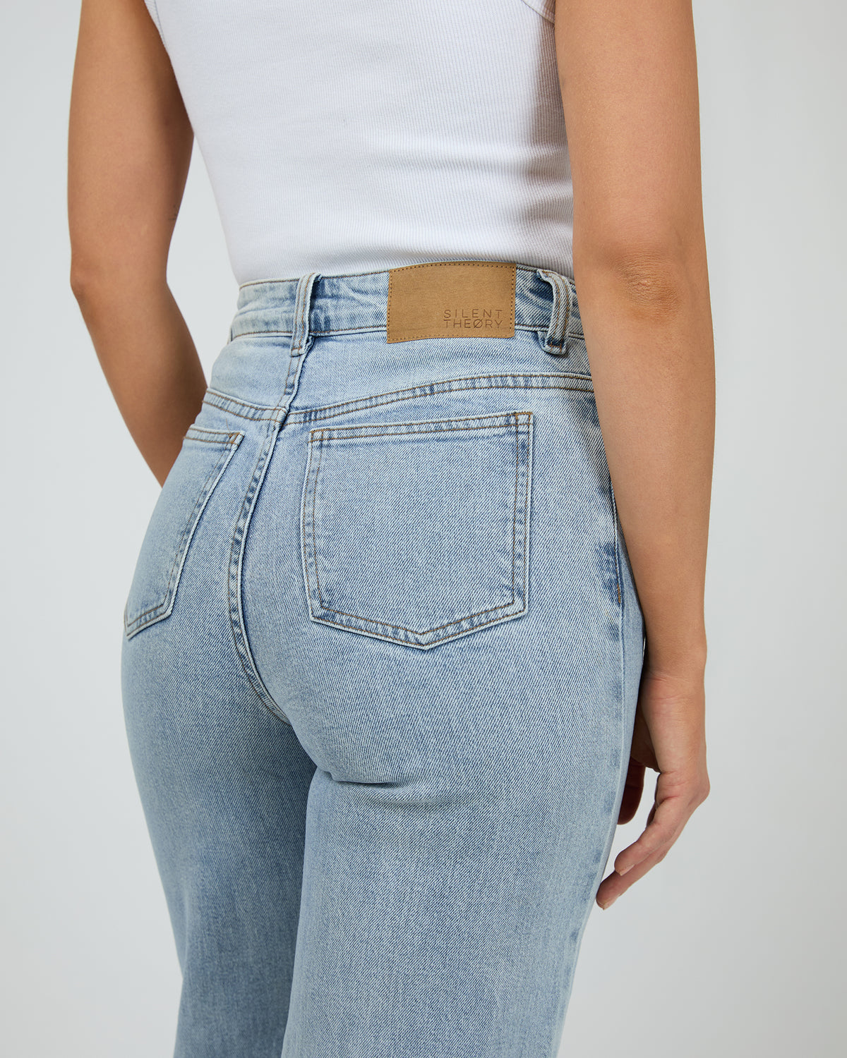 Hunter Comfort Wide Leg Jean Light Blue