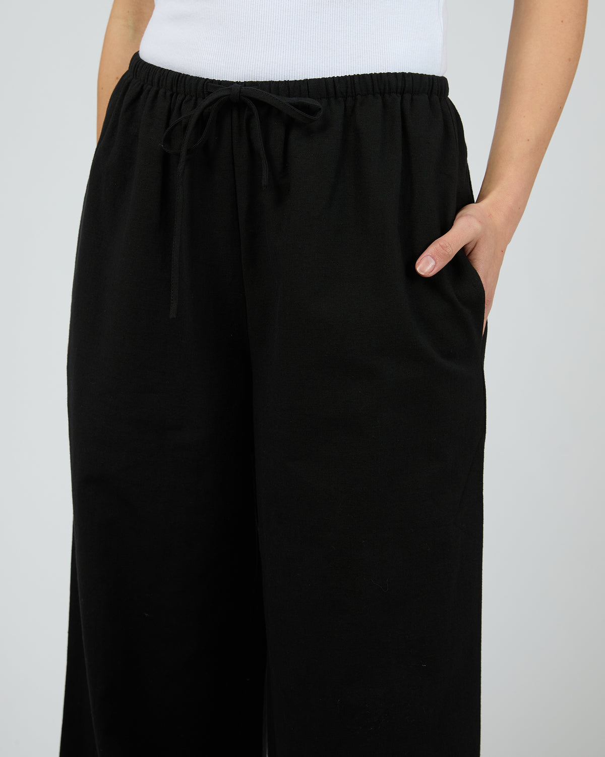 Willa Pant Black