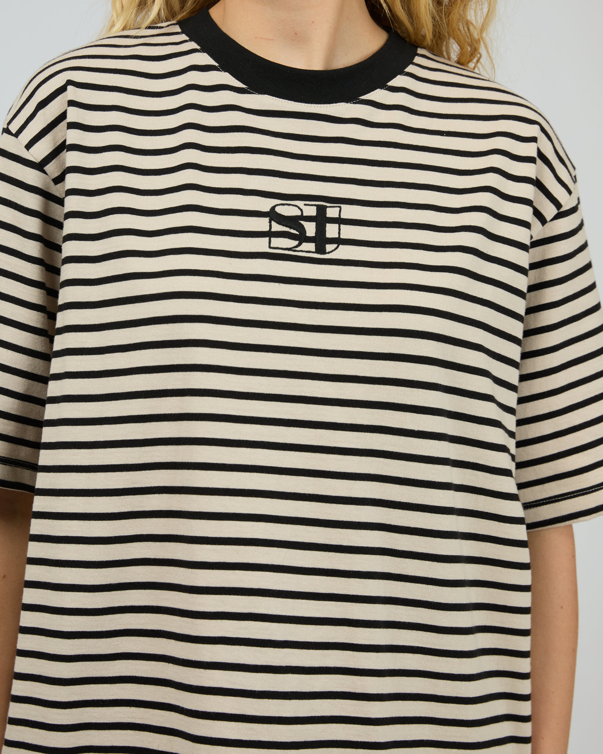 Silent Stripe S/S Tee Black