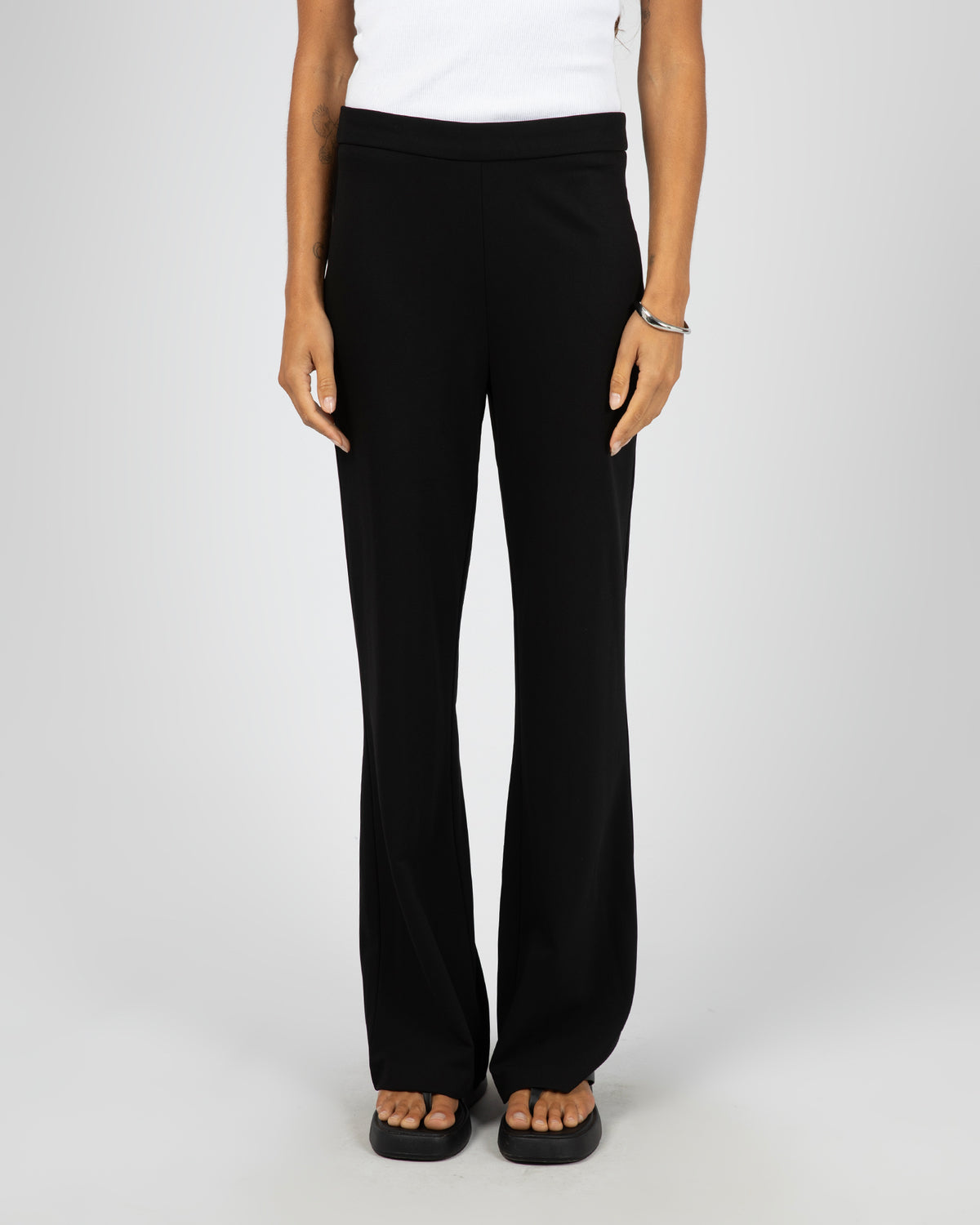 Alia Pant Black