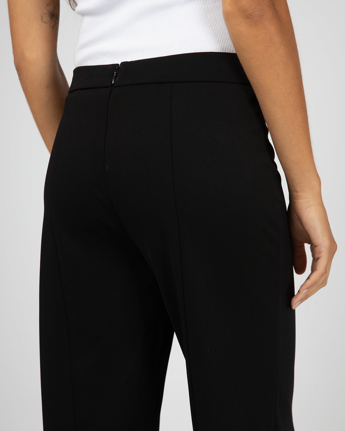 Alia Pant Black
