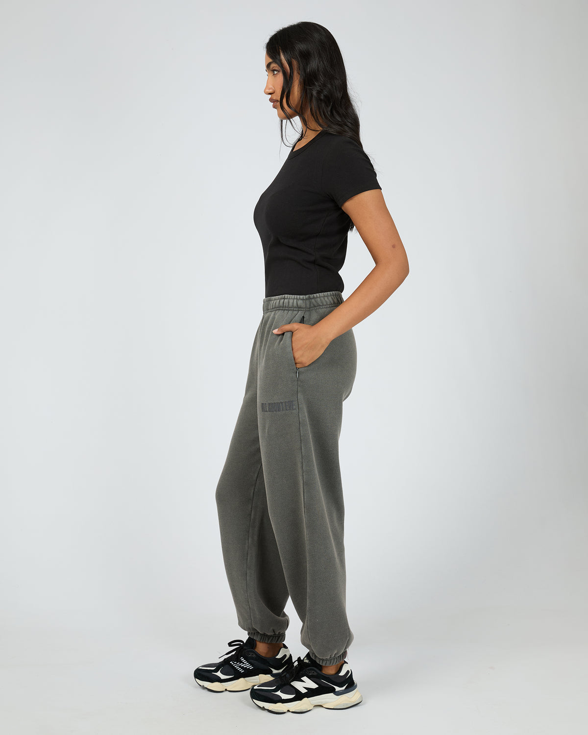 Vital Washed Trackpant Charcoal