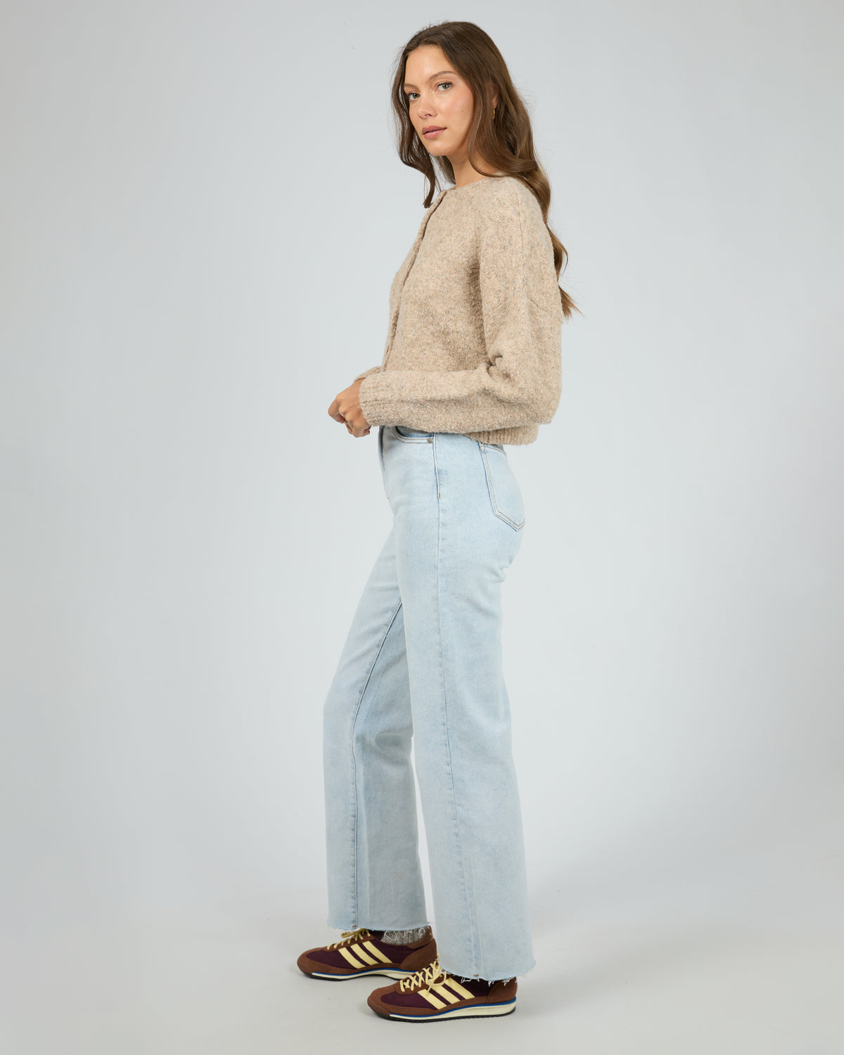 Billie Jean Cardi Oat