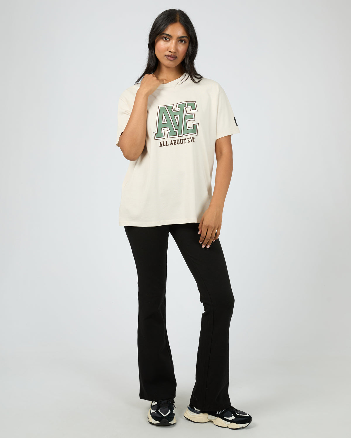 Monogram Relaxed Tee Vanilla