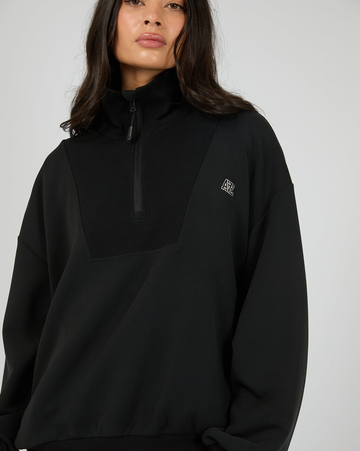 Luxe Active 1/4 Zip Black