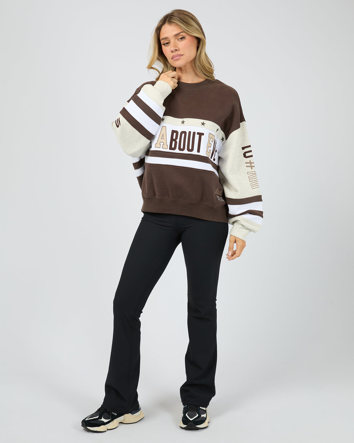 Div One Panel Crew Brown