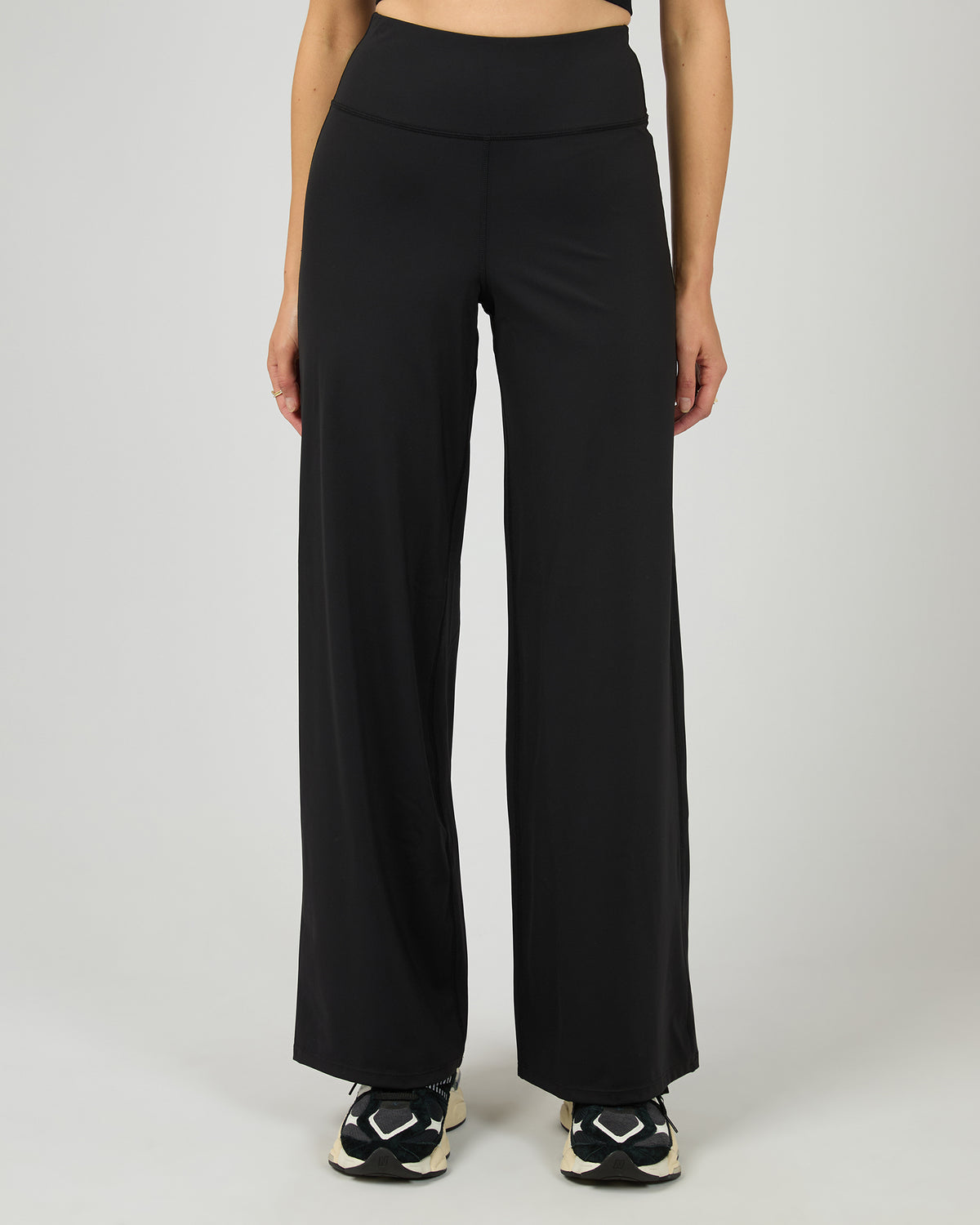 Studio Wide Leg Pant Black