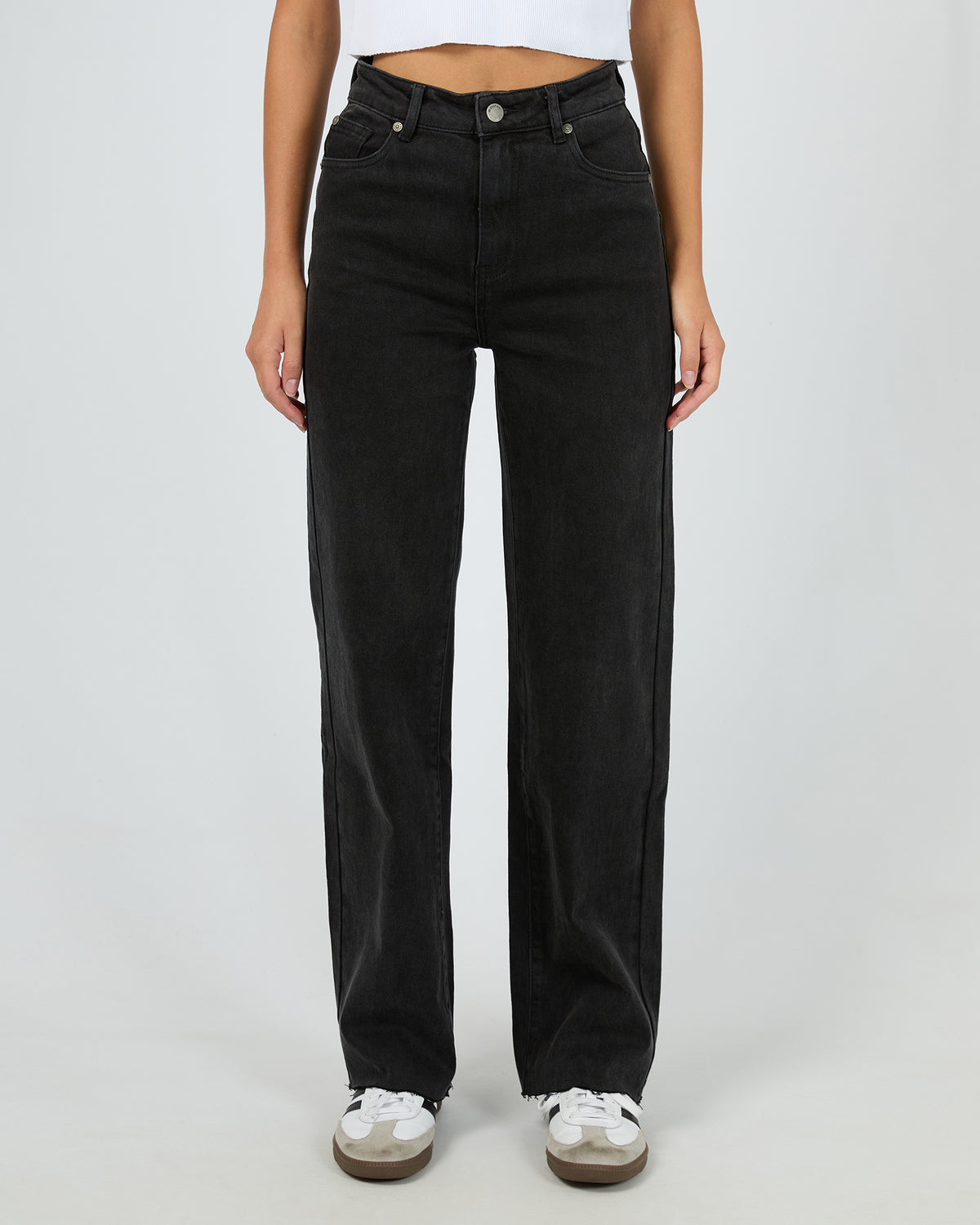 Skye Comfort Jean Washed Black