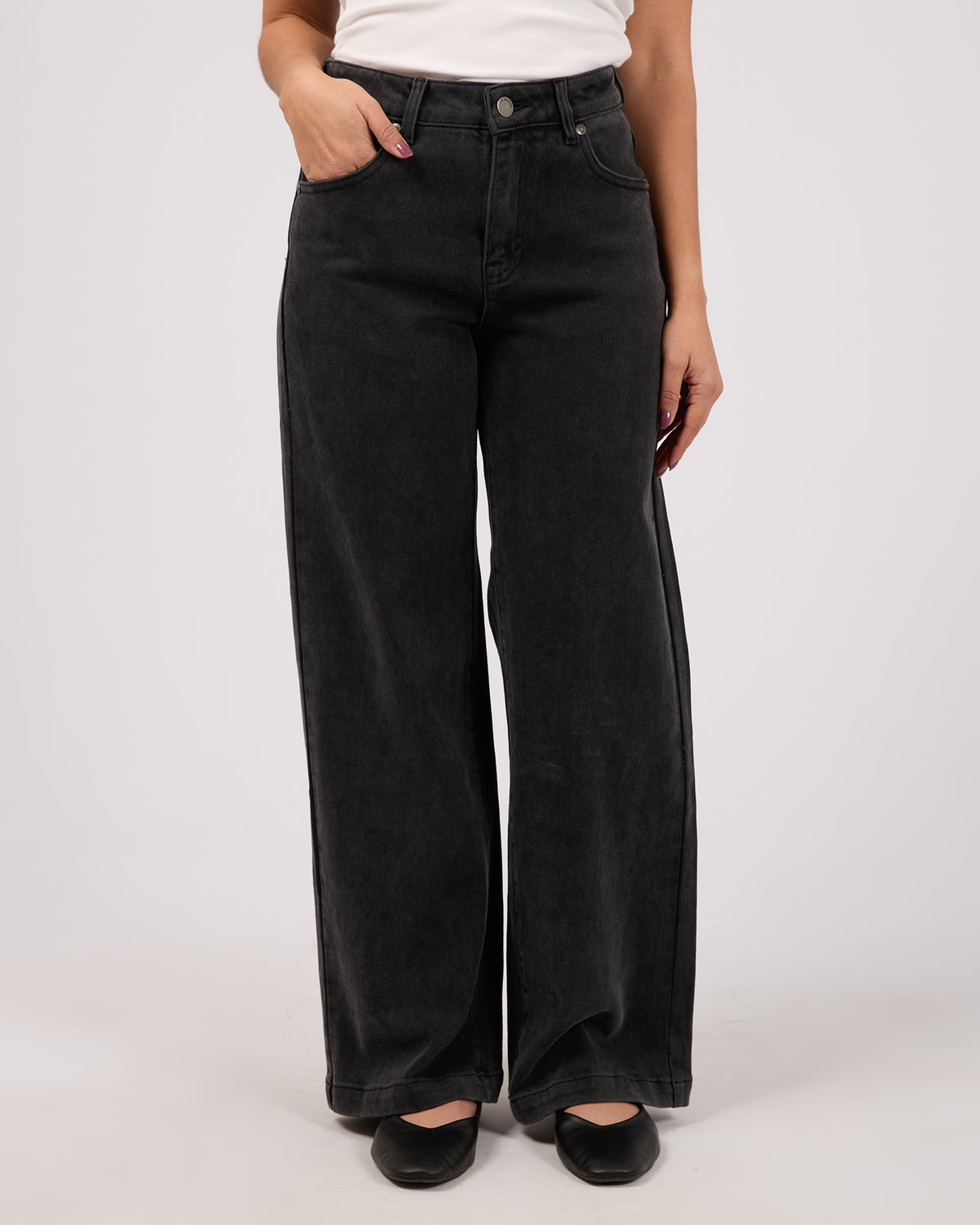 Jacqui Wide Leg Petite Washed Black