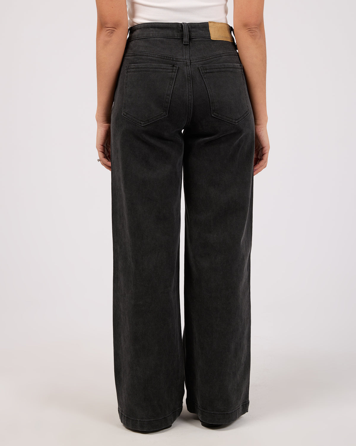 Jacqui Wide Leg Petite Washed Black