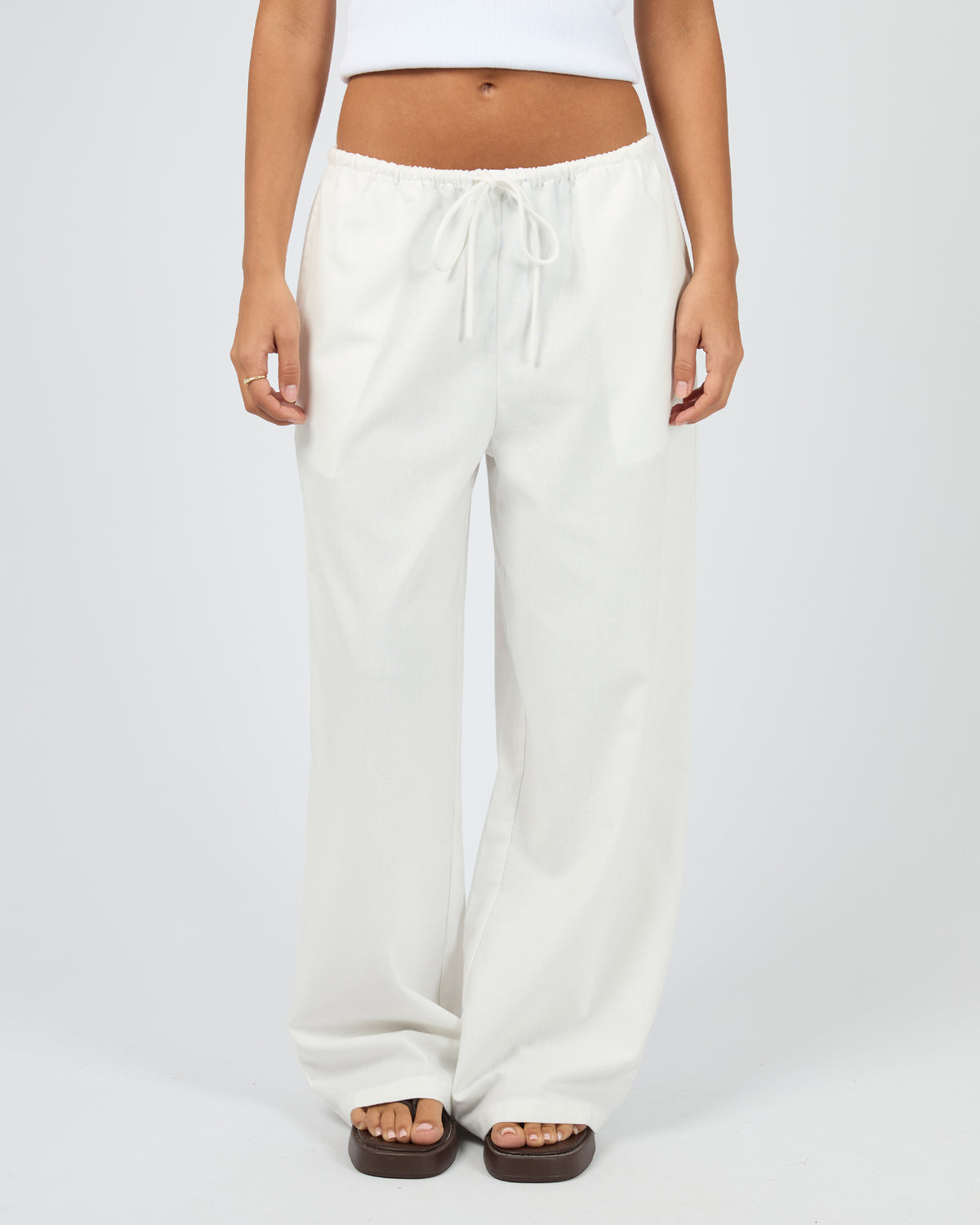 Aae Timeless Drawstring Pant White