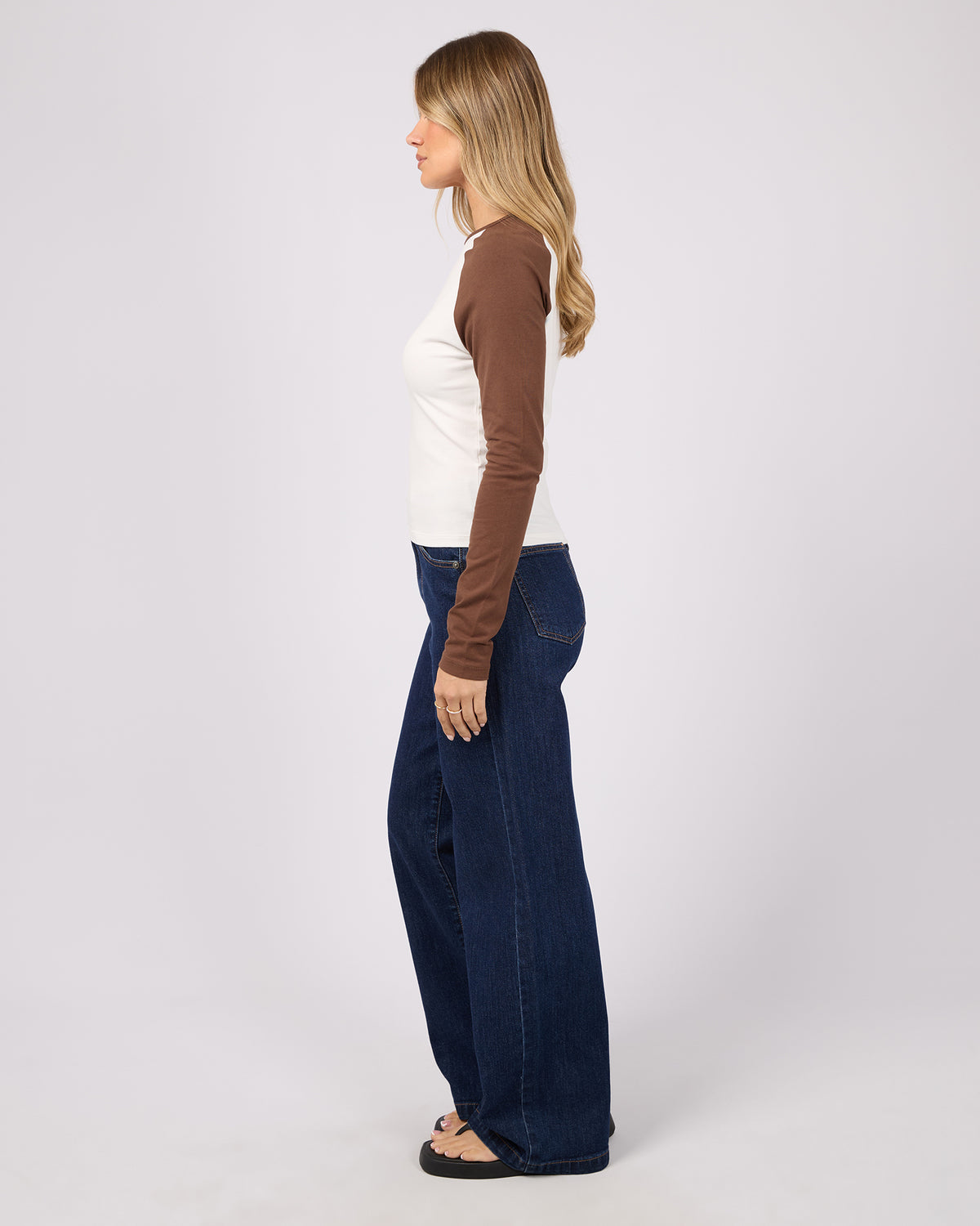 Iris Long Sleeve Raglan Tee Brown