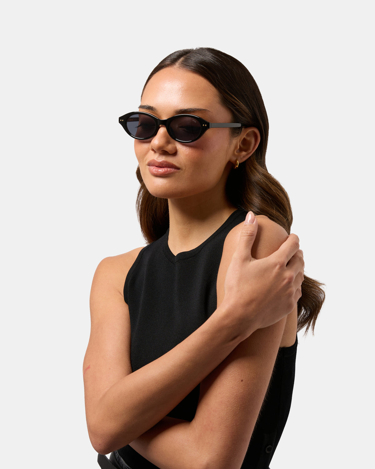 Alva Sunglasses Black/Smoke