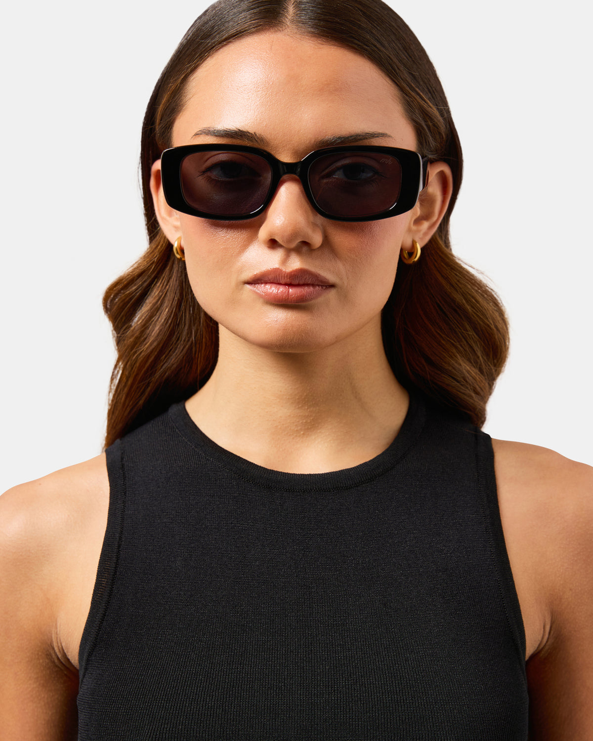 Freja Sunglasses Black/Smoke