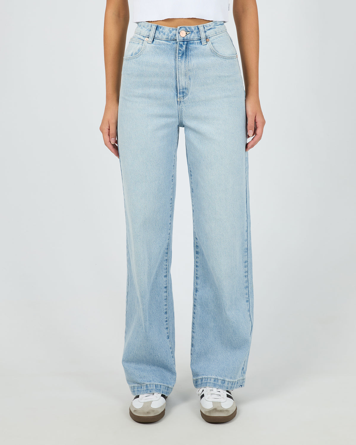 A 94 High &amp; Wide Jean Gina