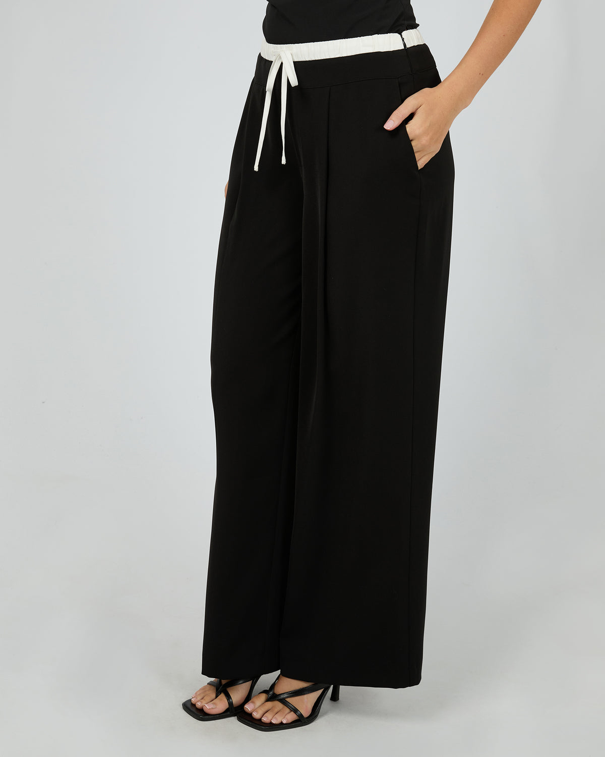 Davina Pant Black