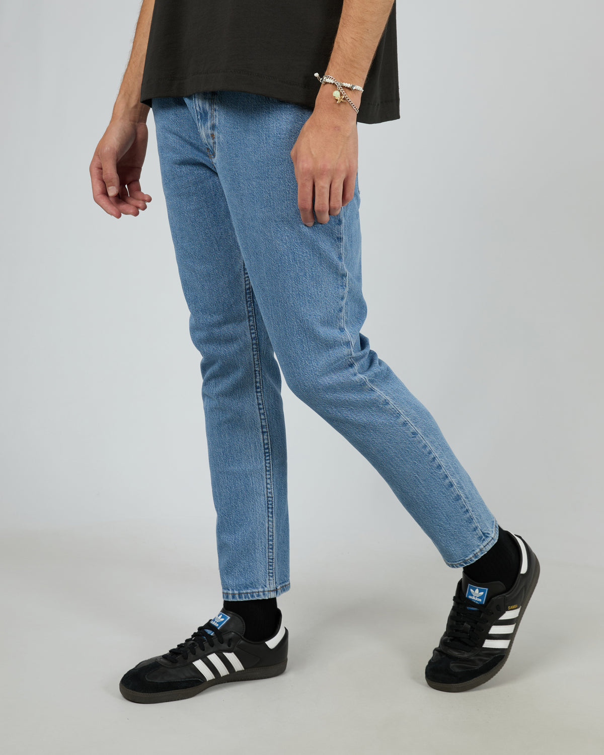 A2 Slim Simon Bleached Indigo