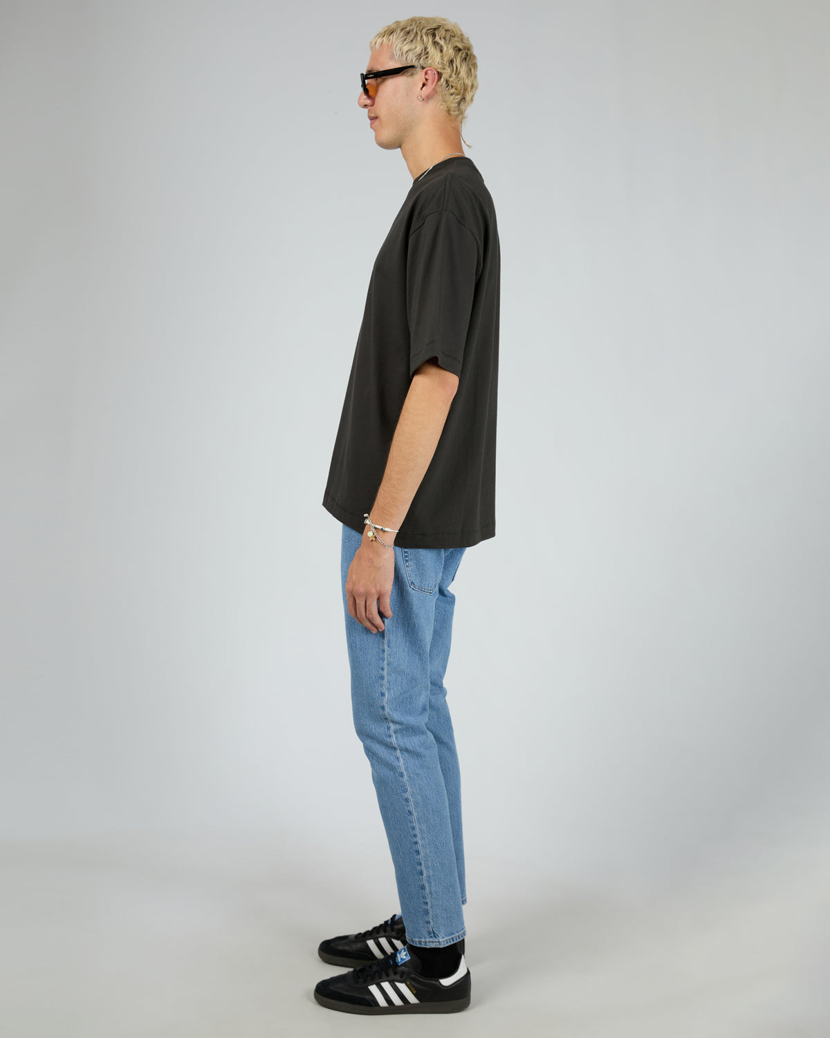 A2 Slim Simon Bleached Indigo