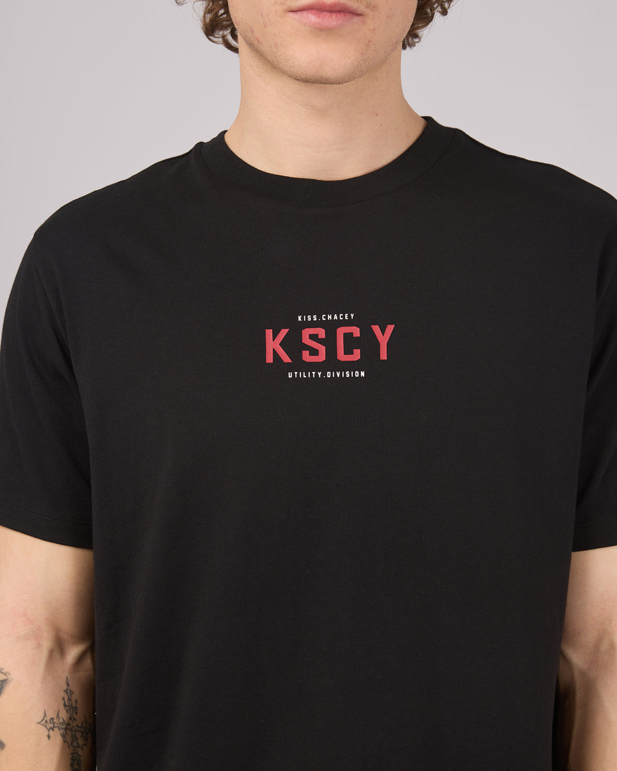 Void Dual Curved Tee Black