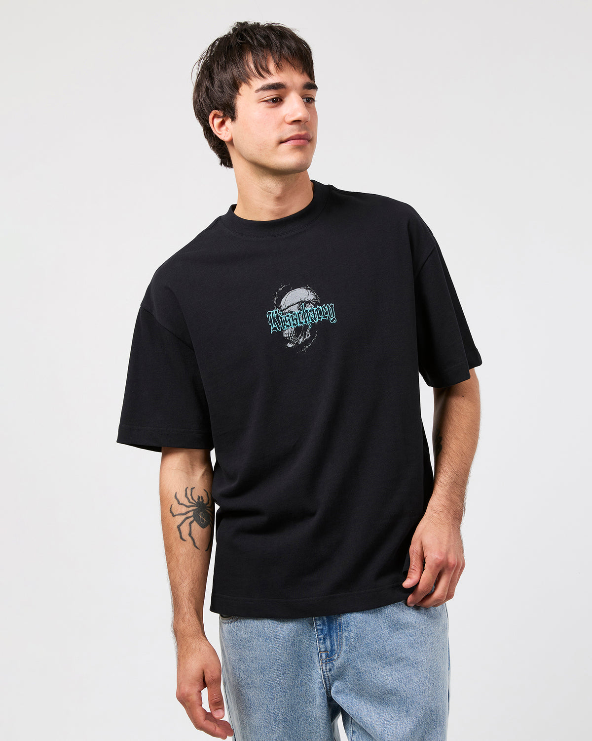 KC261015.BLK_1_1789956351000