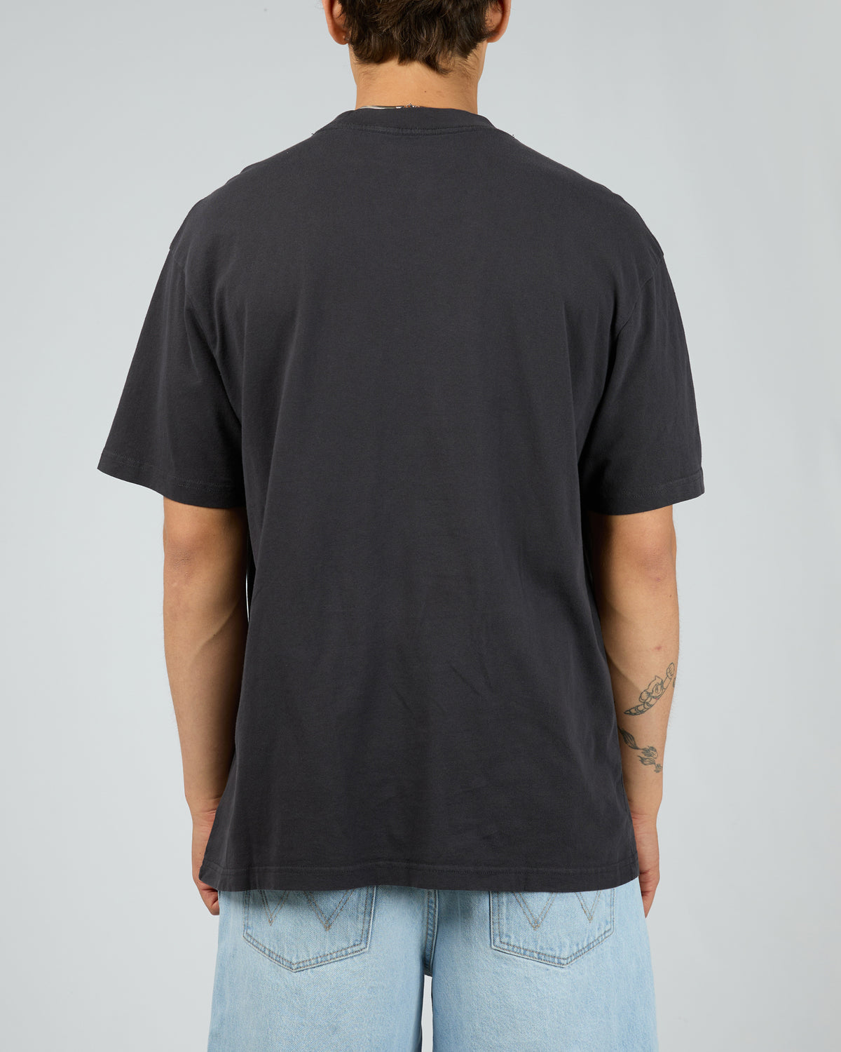 Lakers Bevel Burst Tee Black