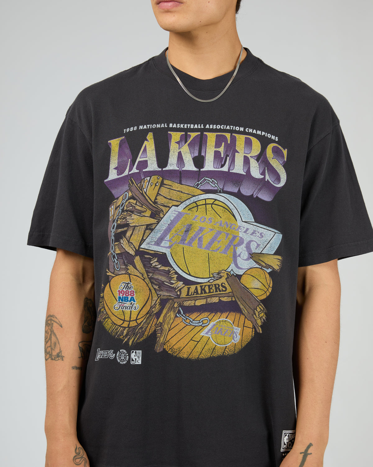 Lakers Bevel Burst Tee Black