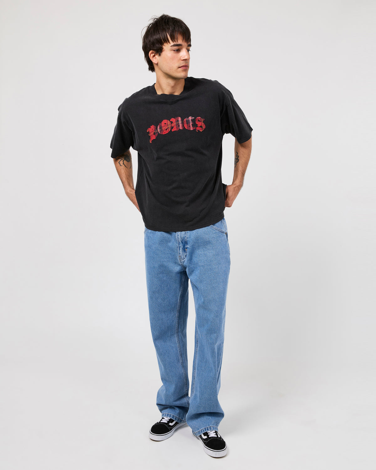 M_BBCTEE749.WBLK_2_1789956427000