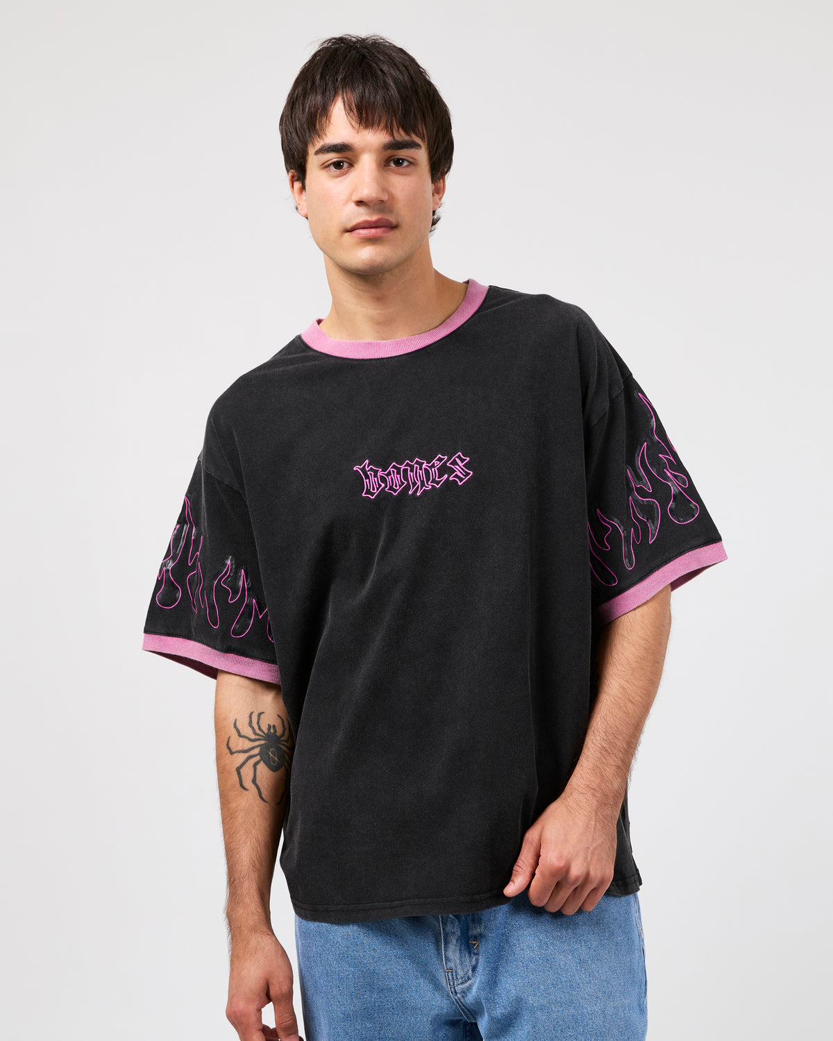 M_BBCTEE7552.WBLK_1_1789956444000
