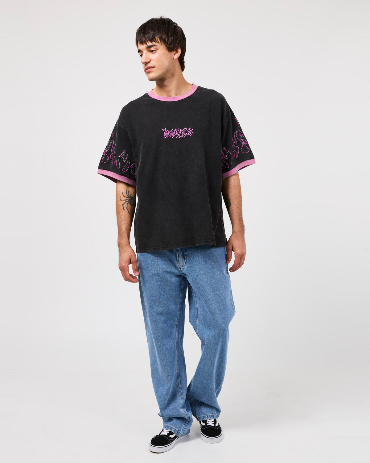 M_BBCTEE7552.WBLK_2_1789956444000