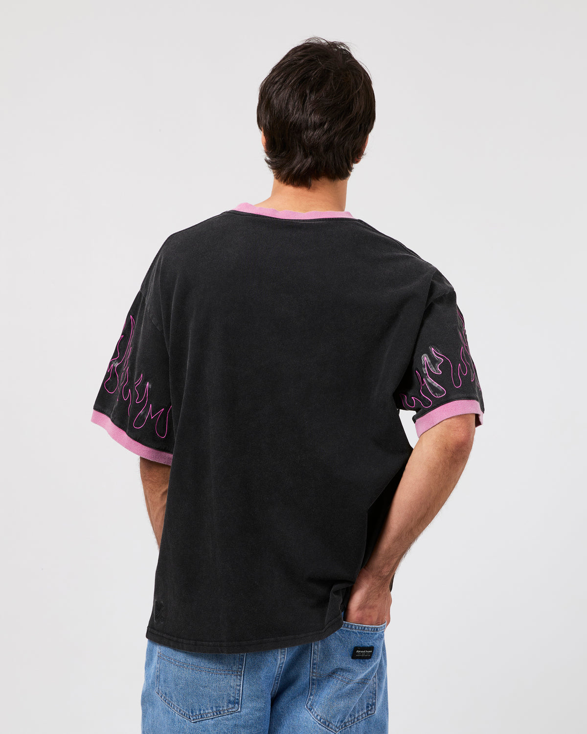 M_BBCTEE7552.WBLK_3_1789956444000