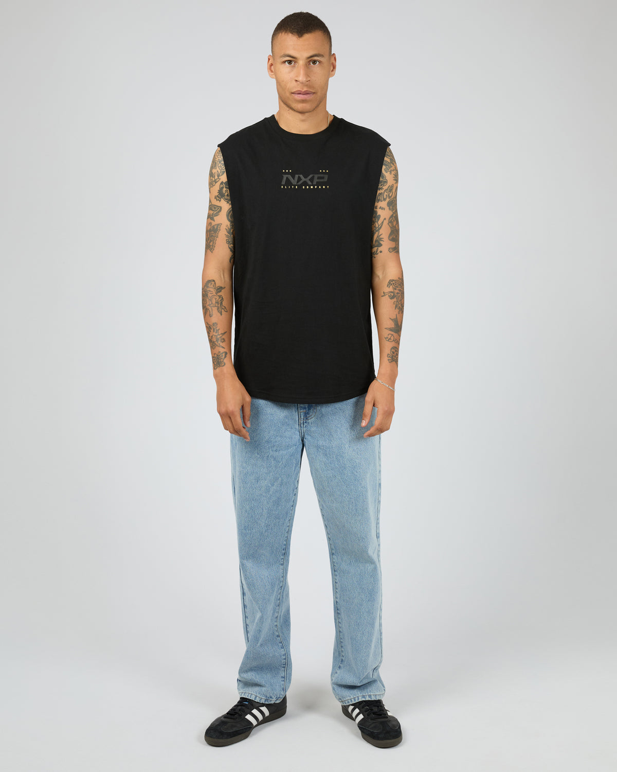 Deliberate Dual Curved Muscle Tee Black