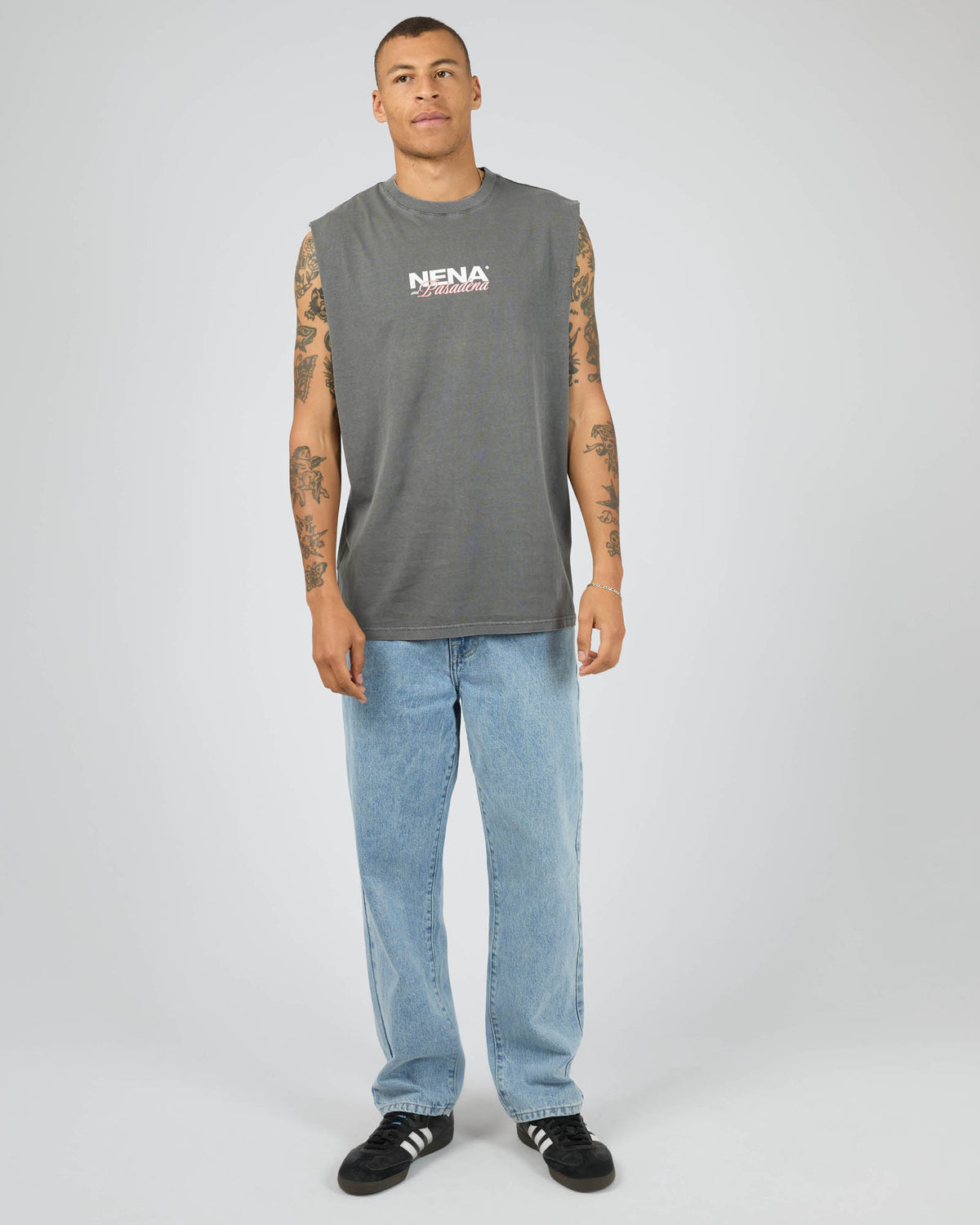Demand Relaxed Muscle Charcoal