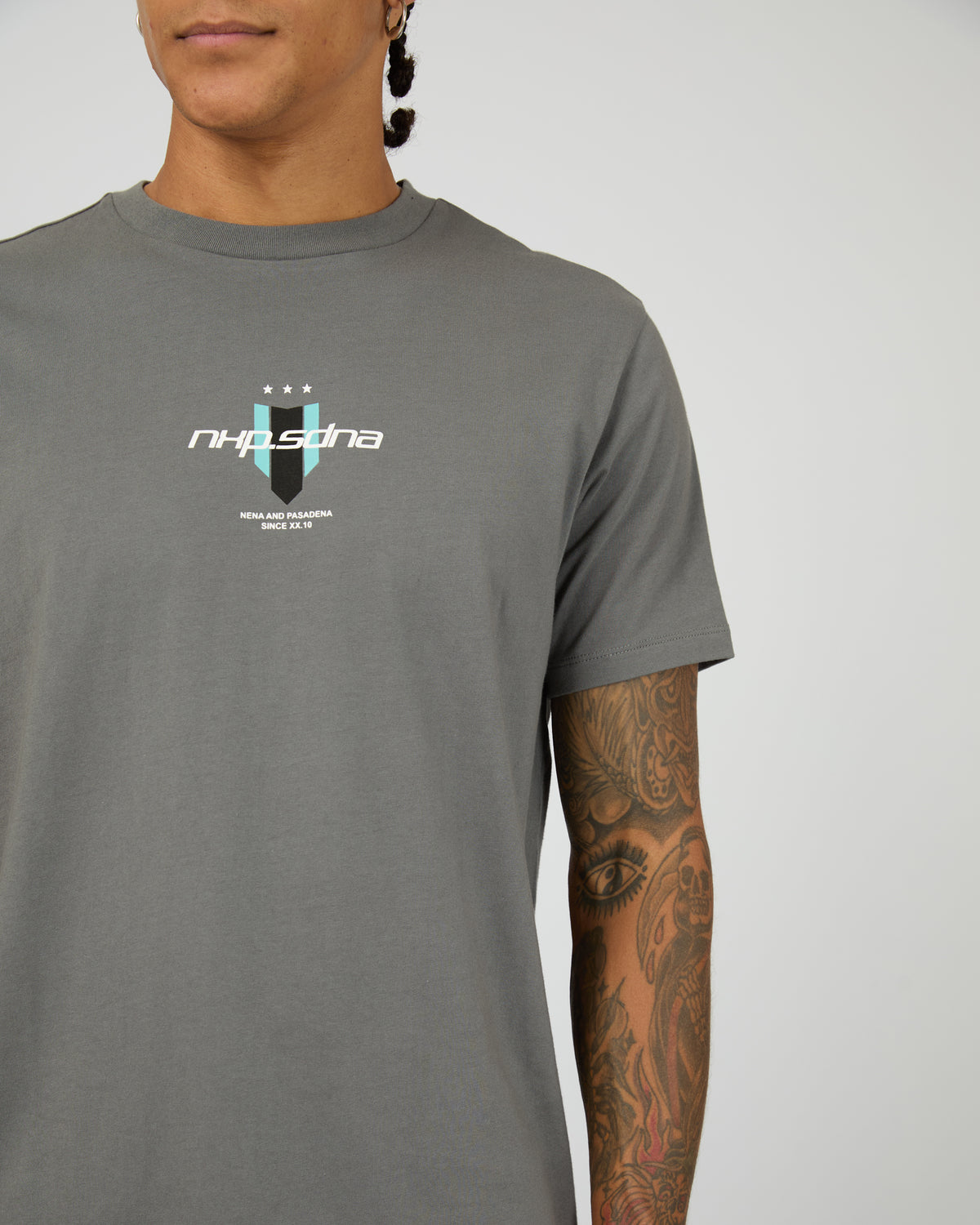 Central Dual Curved Tee Charcoal