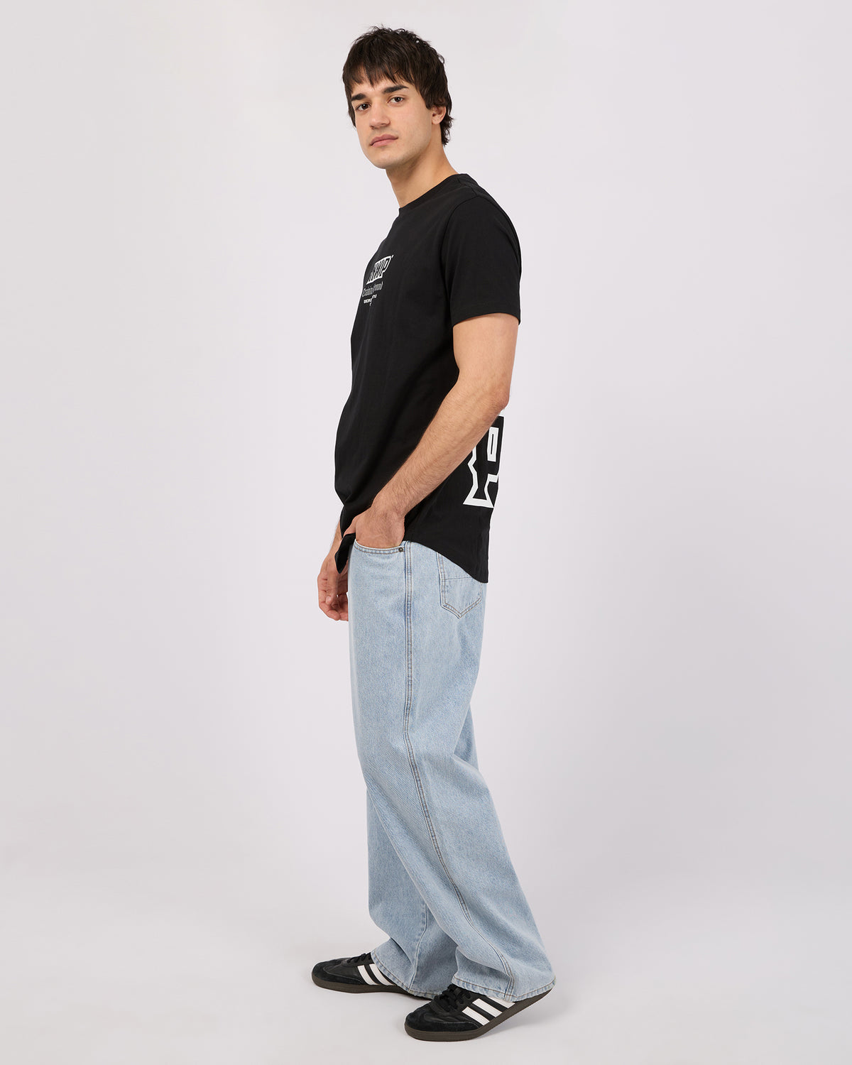 NP260910.BLK_6_1785733454000