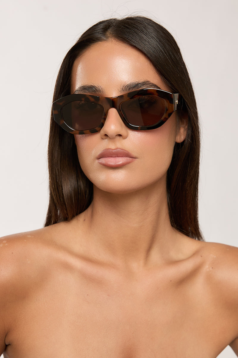 Sophi Tort Brown