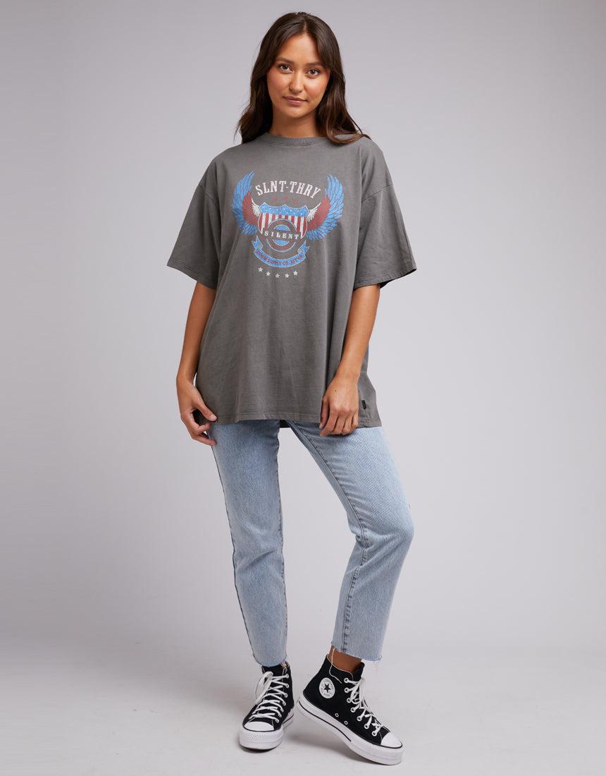 Silent Theory Ladies-Badge Tee Coal-Edge Clothing