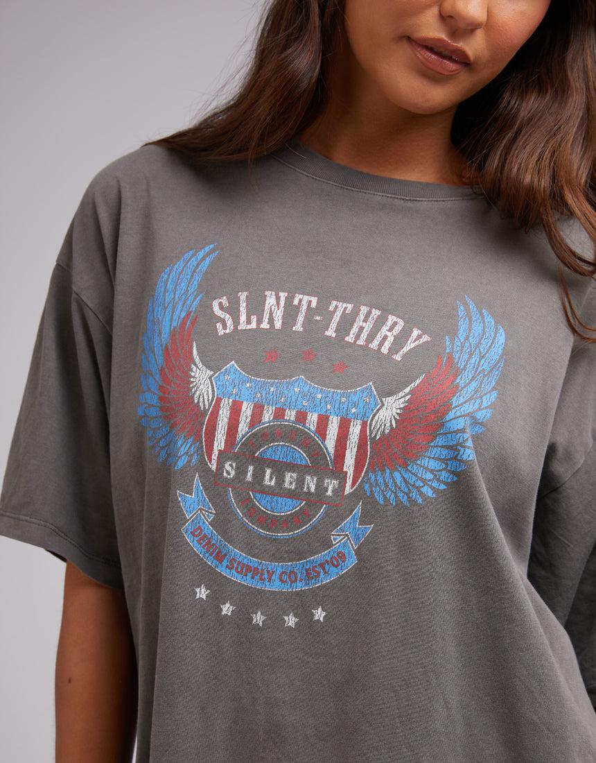 Silent Theory Ladies-Badge Tee Coal-Edge Clothing