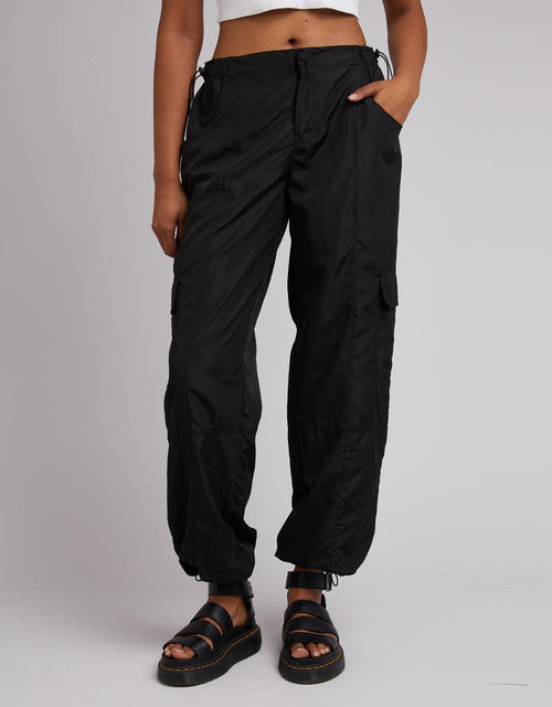 Silent Theory Ladies-Cruz Parachute Pant Black-Edge Clothing