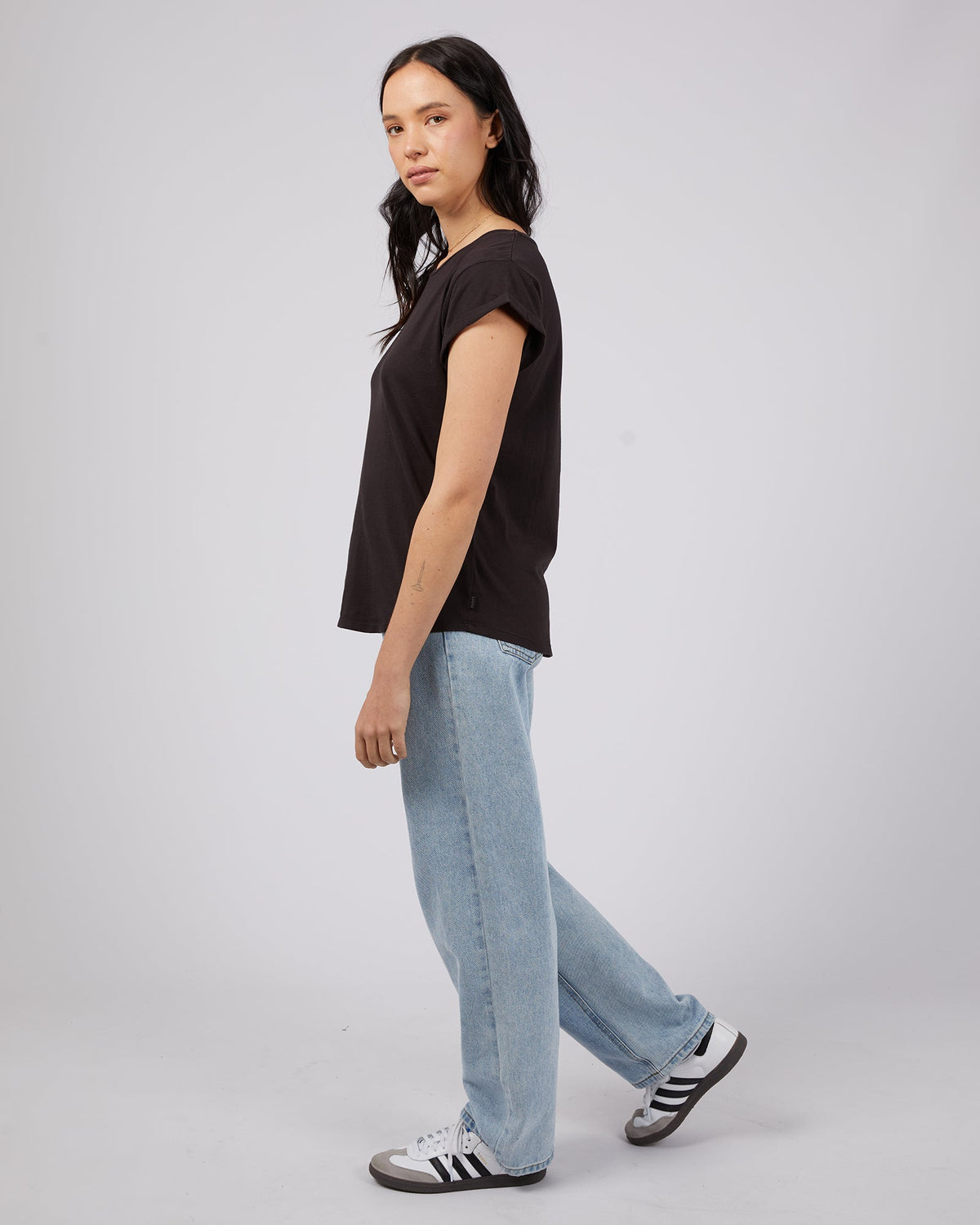 Silent Theory Ladies-Lucy Tee Washed Black-Edge Clothing