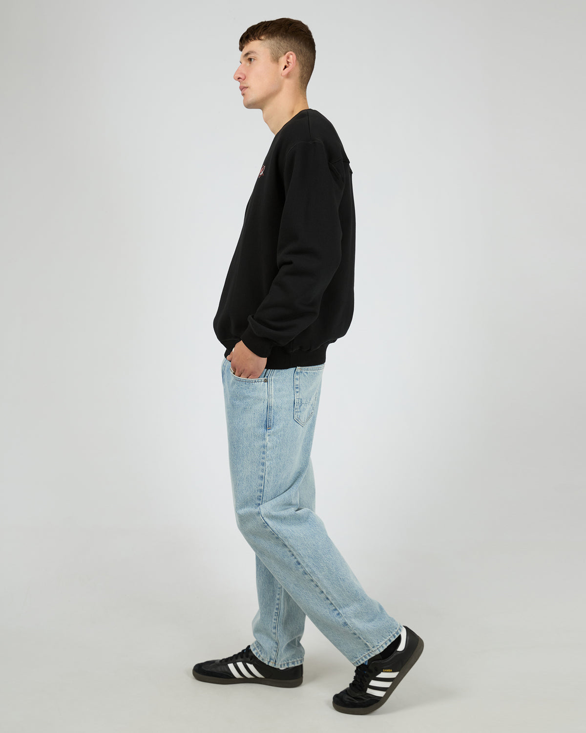 Stinger Slouch Sweat Black