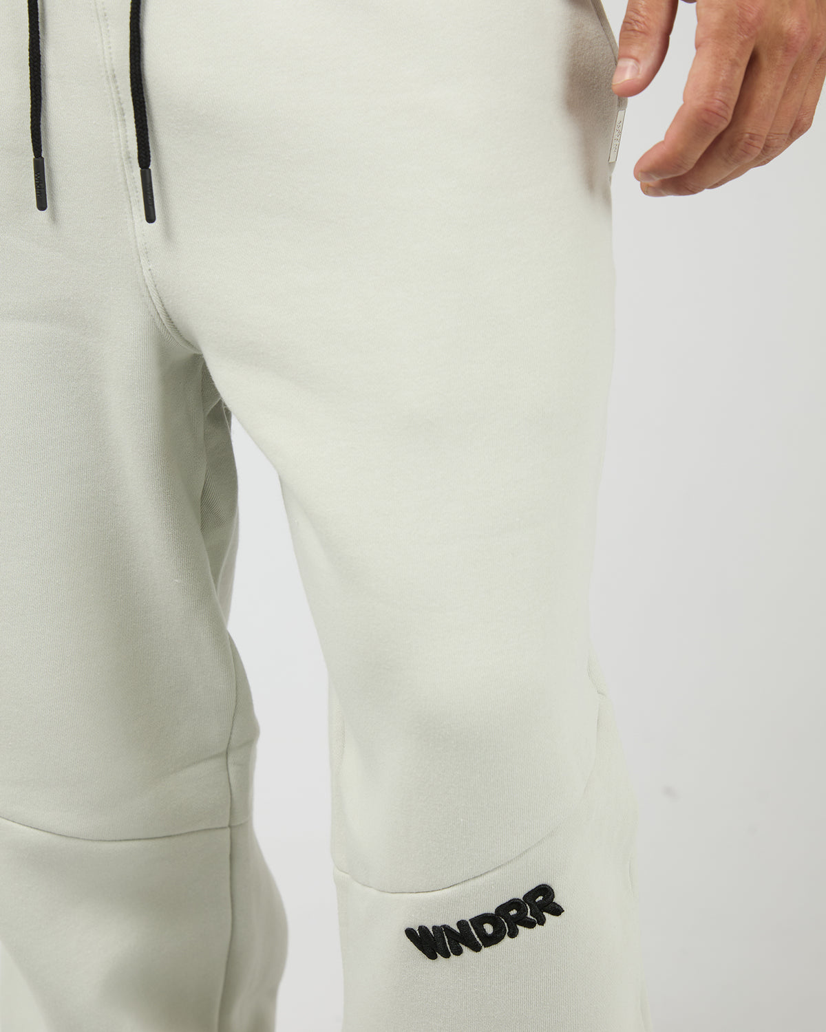 Halo Baggy Trackpant Oyster