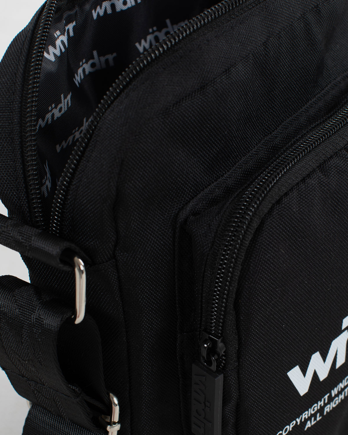 Offcut Side Bag Black