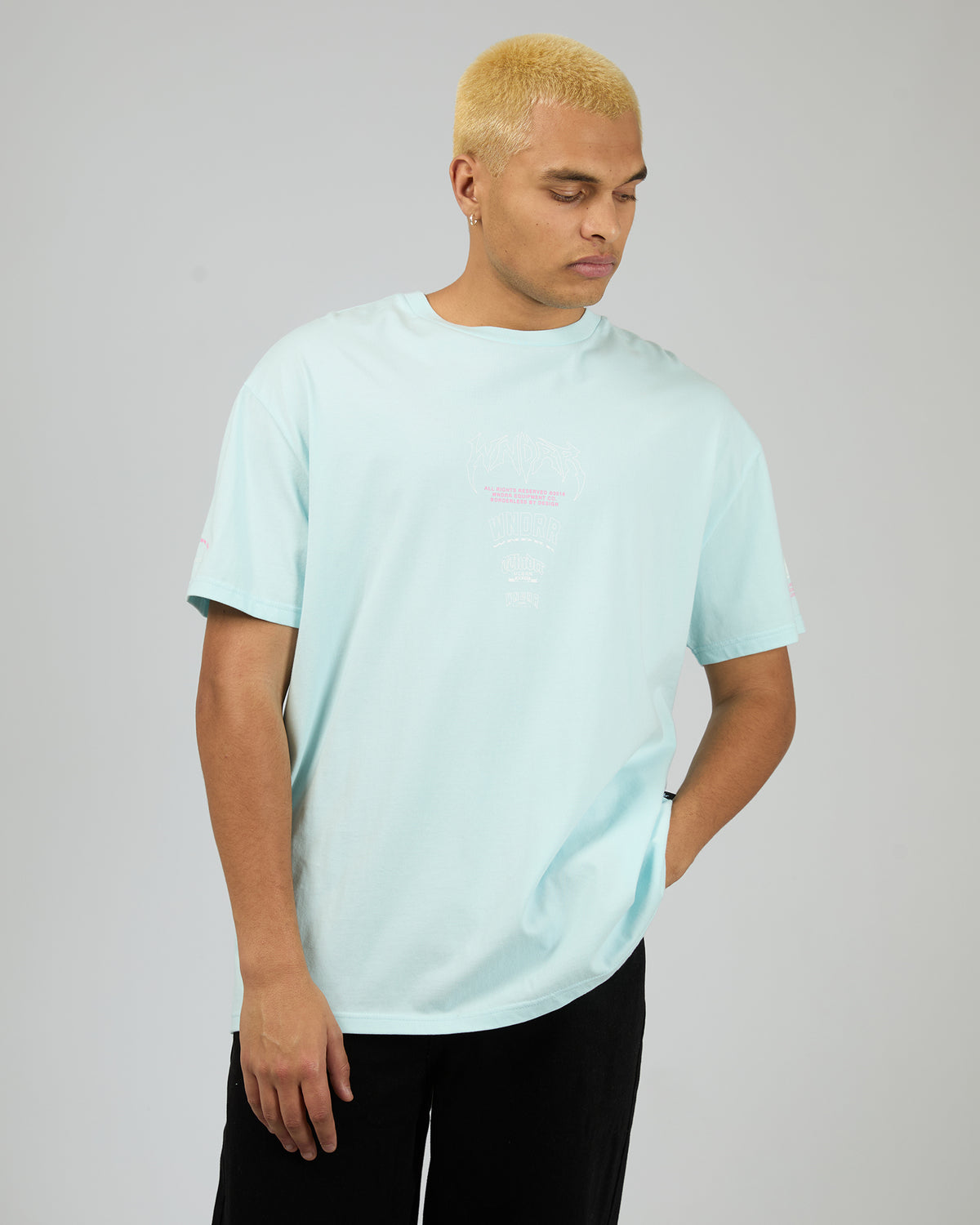 W26EA004.BBLU_1_1776908442000