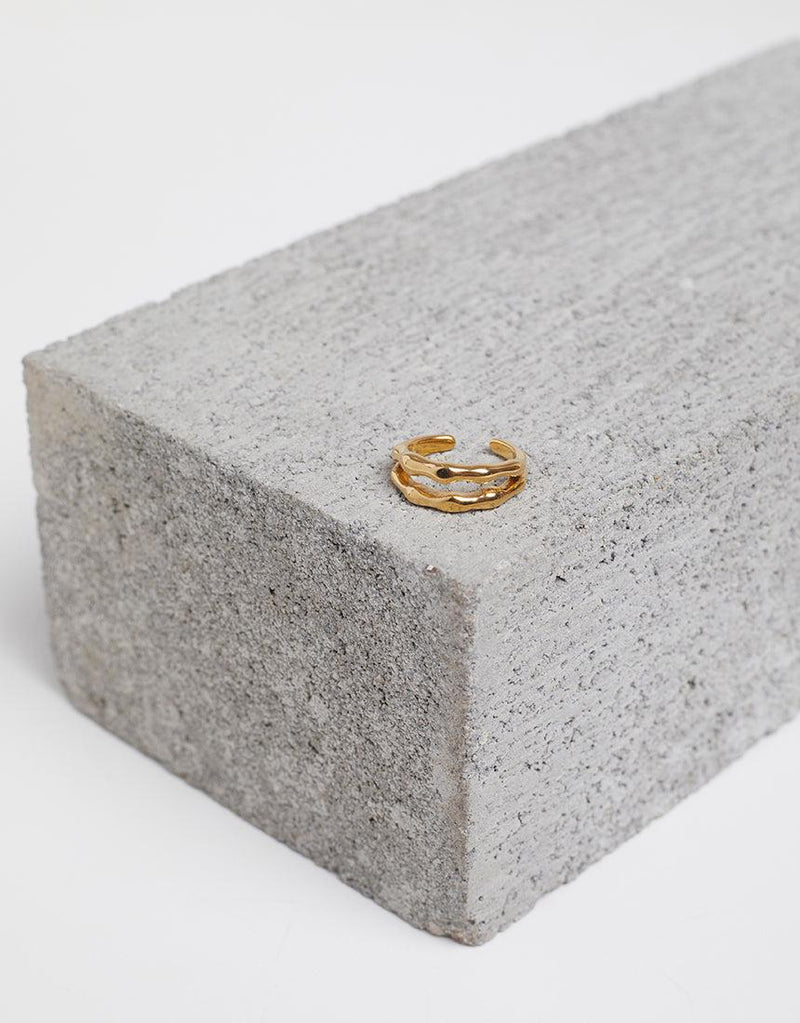 Peta and Jain-Royal Ring Gold-Edge Clothing