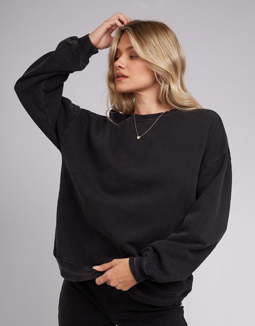 Silent Theory Ladies-Oversized Crew Washed Black-Edge Clothing